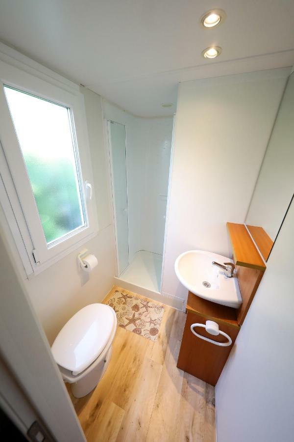 Mobile Home Grbe Нин Екстериор снимка